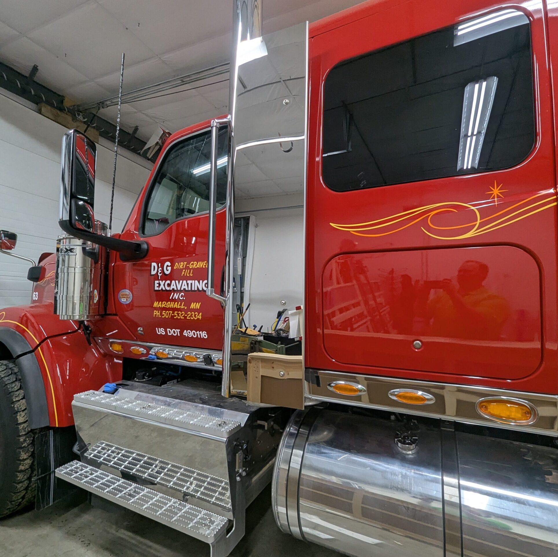 D&G Semi | Vehicle Graphics by AP Design