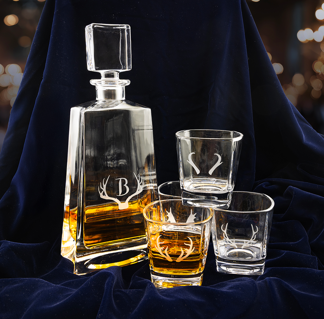 Corporate Gifts & Recognition - DCS303S